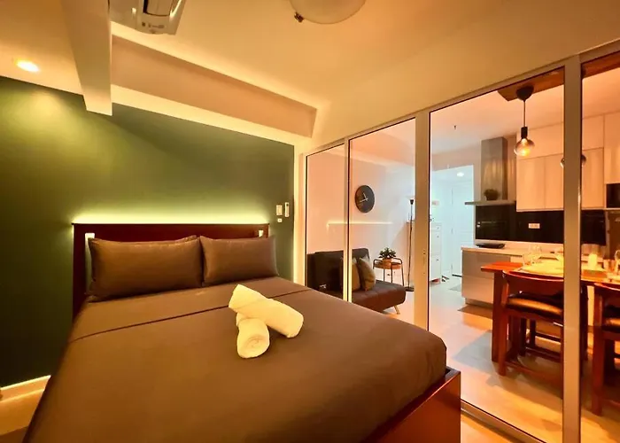 Azure New Elegant Relaxing Staycation Place