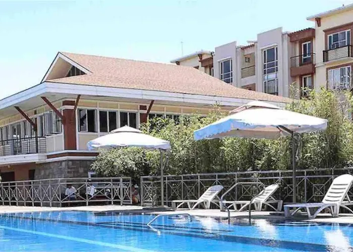 Budget 2 Bedroom With Free Parking Near Naia