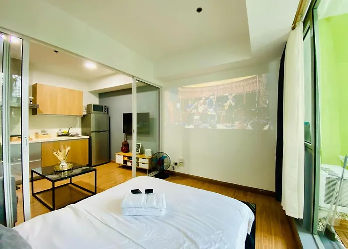 1 Bedroom Azure Beachview 3
