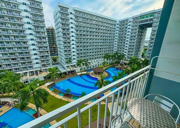 Pool View 1Br 2-4 Guests, 5 Mins To Mall Of Asia