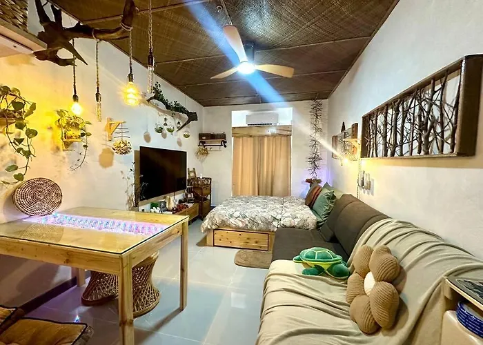 Native Themed Condo Staycation In Qc