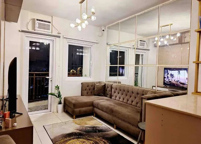 2-Bedroom Condo With Swimming Pool
