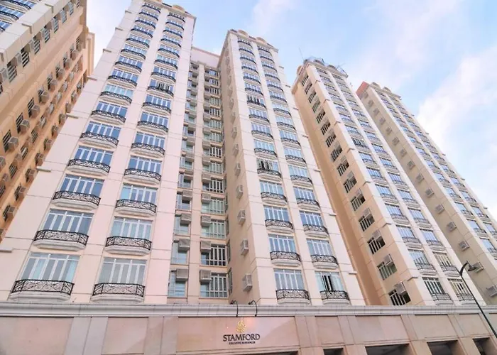 Elevated Staycation Bgc Venice Grand Canal