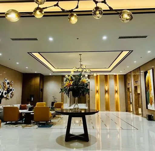 10G Cozy Condo At Park Mckinley West Near Venice Mall