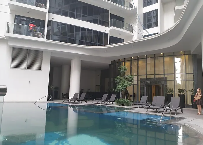Beautiful High End Condo In City Center, Manila