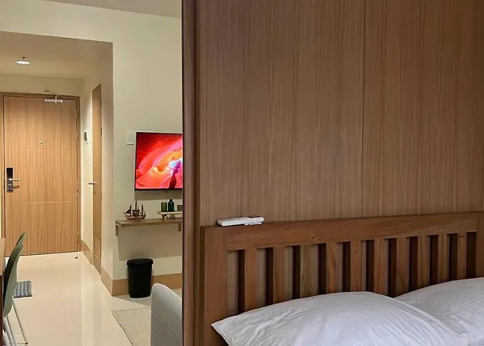 Modern City Escape Near Moa And Airport With Balcony And Fast Wifi