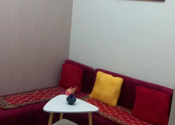1 Bedroom With Free Wifi And Netflix In Trees Residences