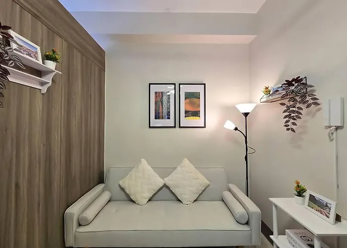 1Br Unit Condotel W Balcony Fame Residences #Fm63