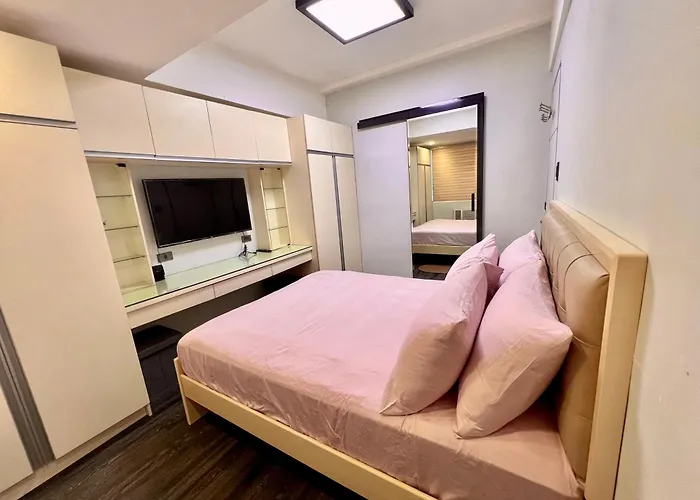 Spacious, Neat & Tidy 1-Br Condo With Swimming Pool, Near Malls, Naia