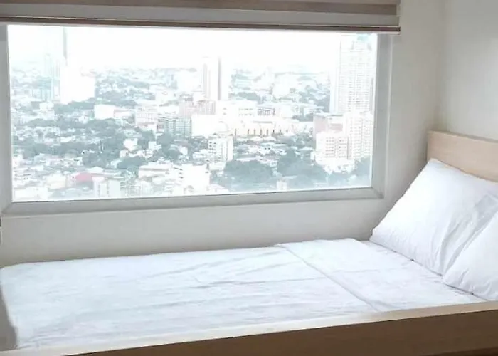 Entire Condo In Mandaluyong, Philippines