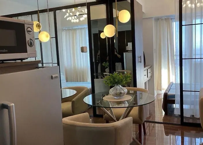 Makati Skyline Suite