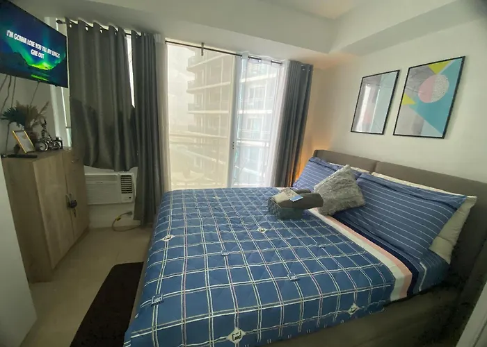 Condo Azure Staycation In Paranaque City View
