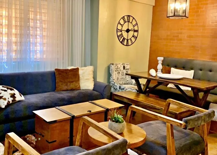 3Br Gf Condo At Acacia Lane