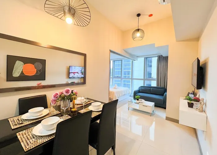 Luxury Bgc Condo Across Mitsukoshi #Upt112B