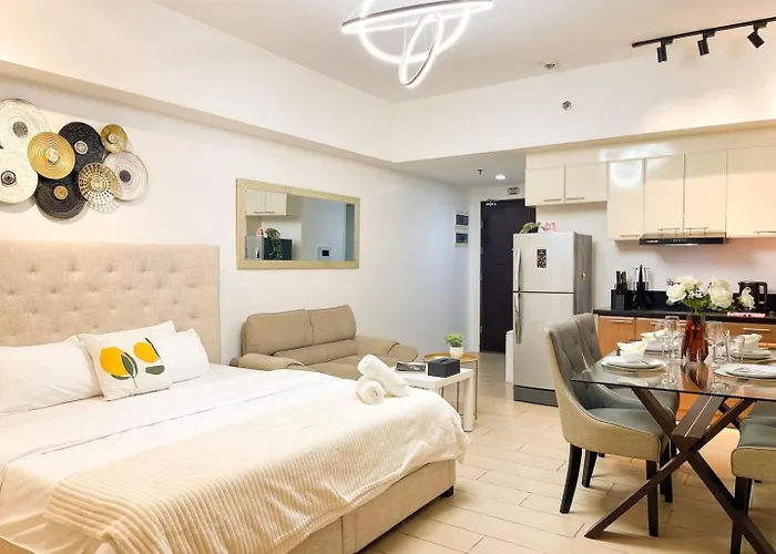Elegant Venice Condo Mckinley Hill Bgc #Vlrtc5I