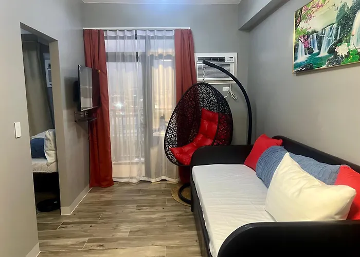 1 Bedroom Executive Suite Gentry Manor By Jms