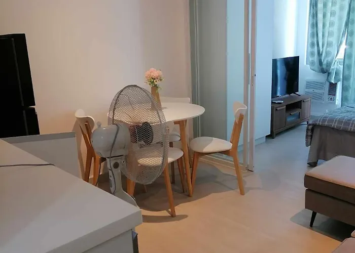 Premium 1Bedroom Condo Unit Near Airport, Moa, Casinos, Sm Bicutan