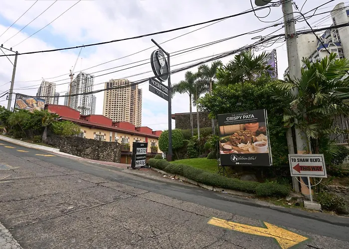 Victoria Court Suites - Pasig