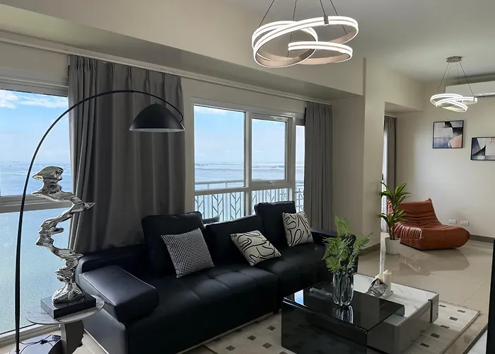 Luxurious Modern Cozy Manila Bayview Pool View 1 2 3 Bedrooms Near Manila Airports Okada Solaire Moa