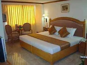 Palm Plaza Hotel