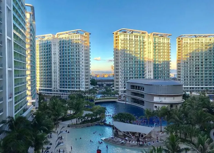 Azure Luxury Beach View Condo Staycation