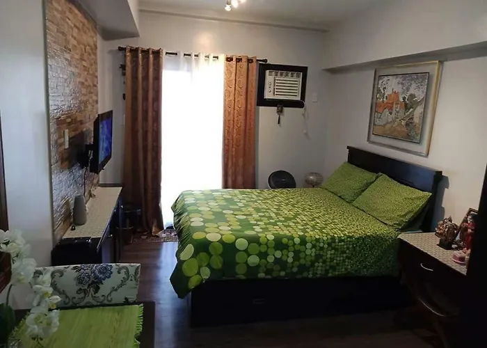 Sally\'S Place At La Verti Residences