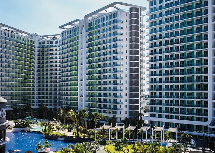 Azure Urban Resort Residences Maui 1815