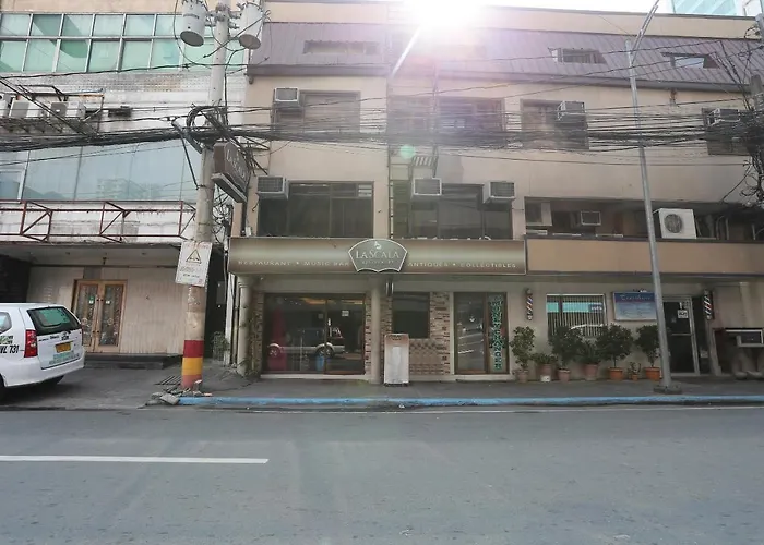 Oyo 419 La Scala Residences