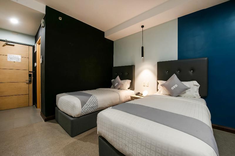 Bay Area Hotel 3*