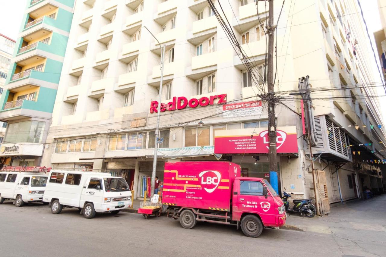 Reddoorz @ Orchard Tower