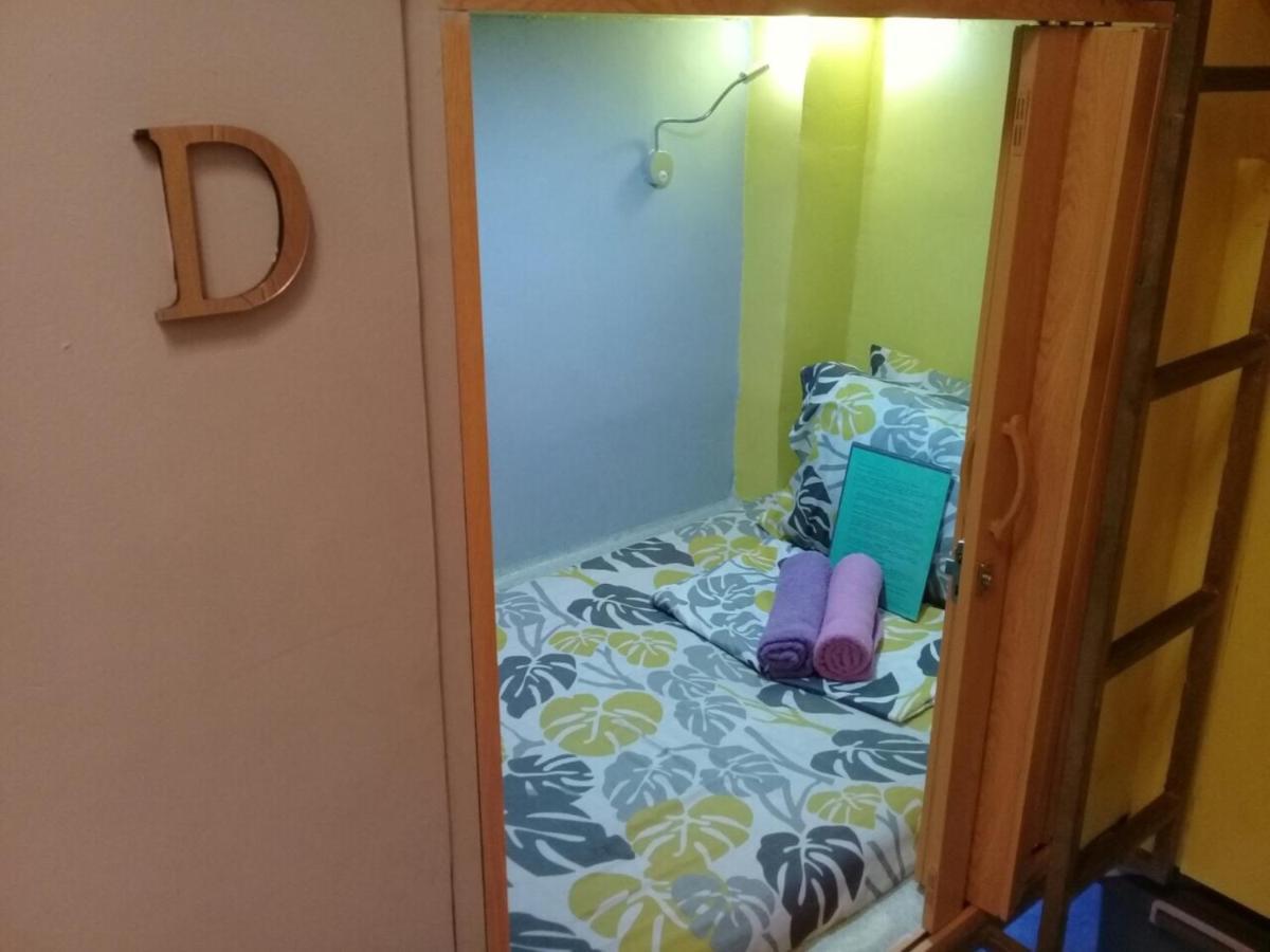 Capsule hotel Aurora's Private Cabin-capsule Manila