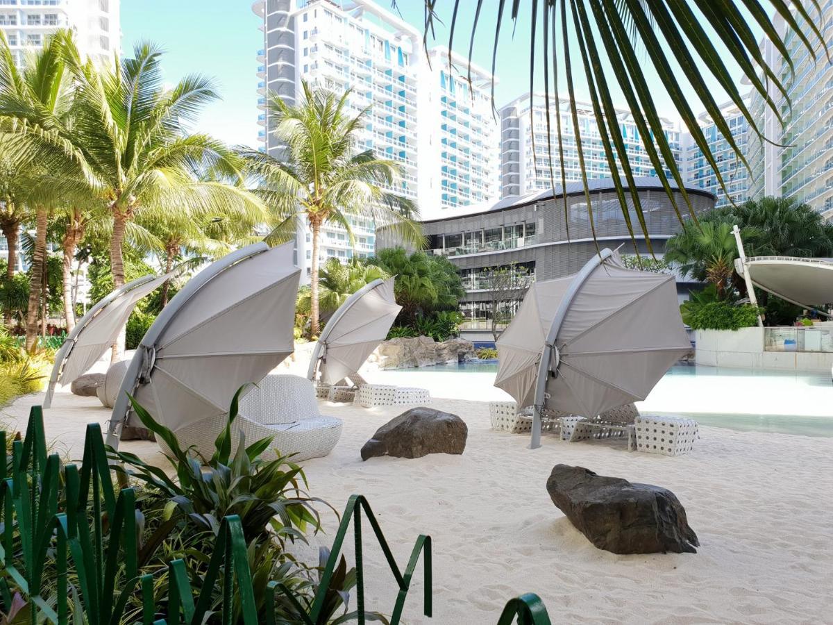 Urban At Azure