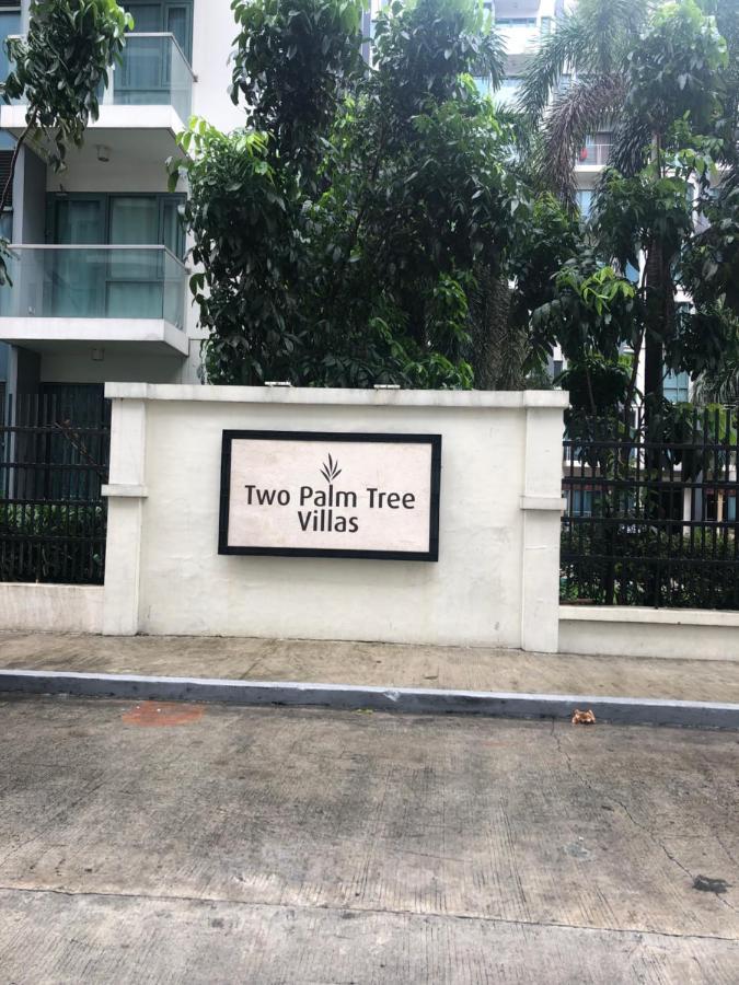 Favila Condotel Unit In Palmtree Newport Walking Distance To Airport Terminal 3 Accessable To Airport Terminal 1 &2 Apartment