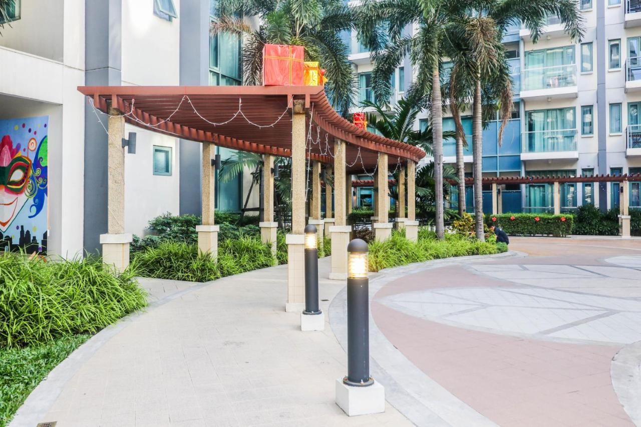 Prs At One Palm Tree Near Airport Apartamento