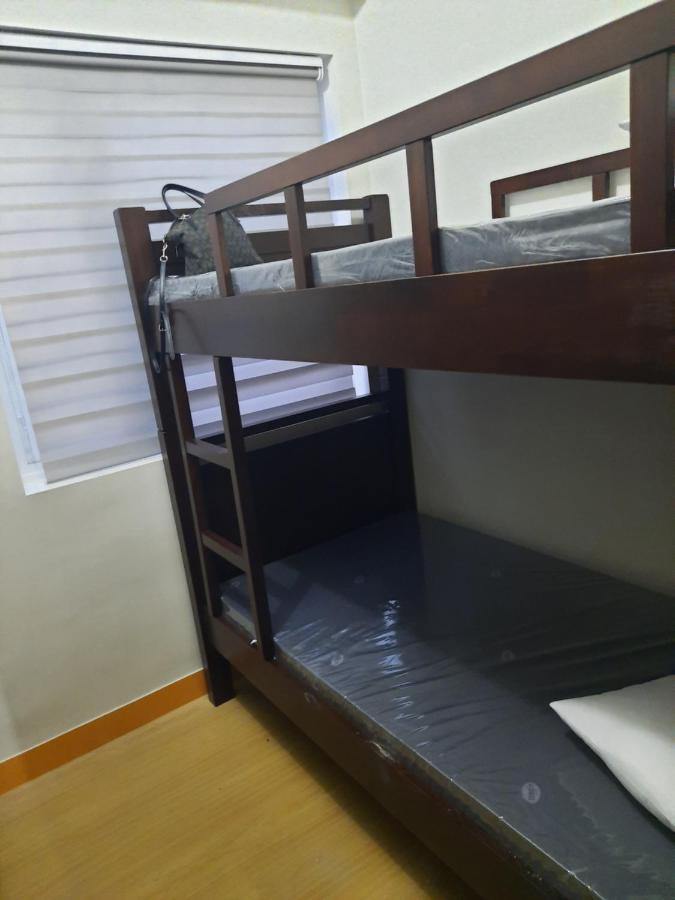 Trees Residences Quezon City Hostel Manila