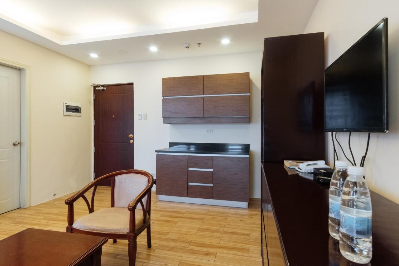 Hotel Northpointe Residences Manila