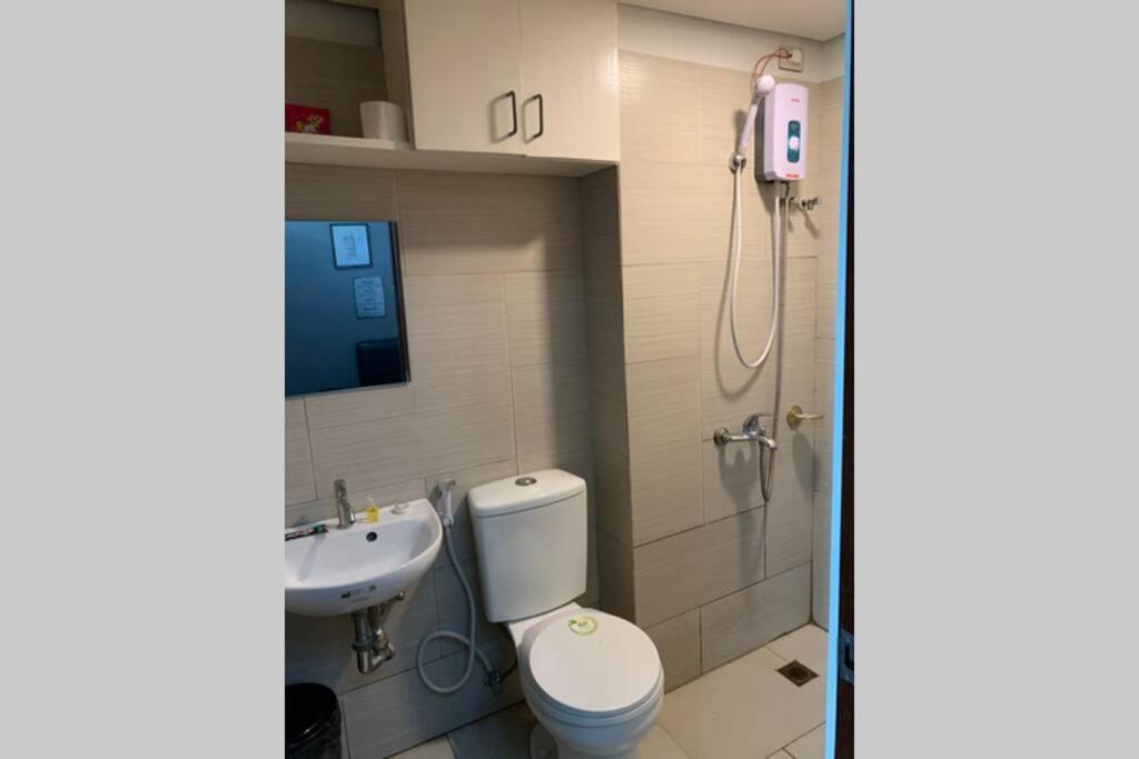 Anuva With Netflix Apartment *