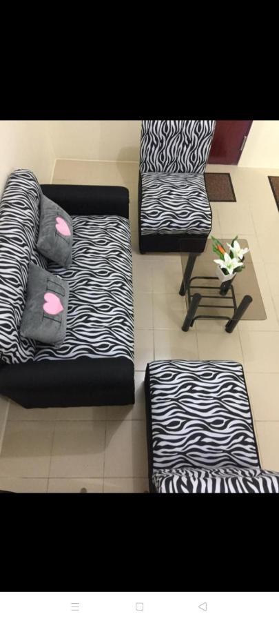 Urban Deca Tondo By Gracey's Place Unit 3 * Manila