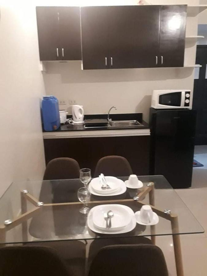 Apartment Angel's Travellers Transit House Manila