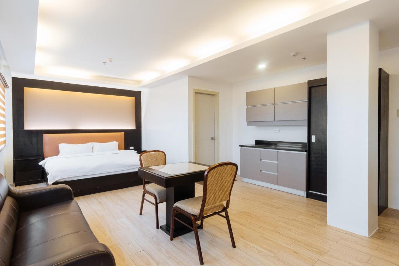 Northpointe Residences 3*