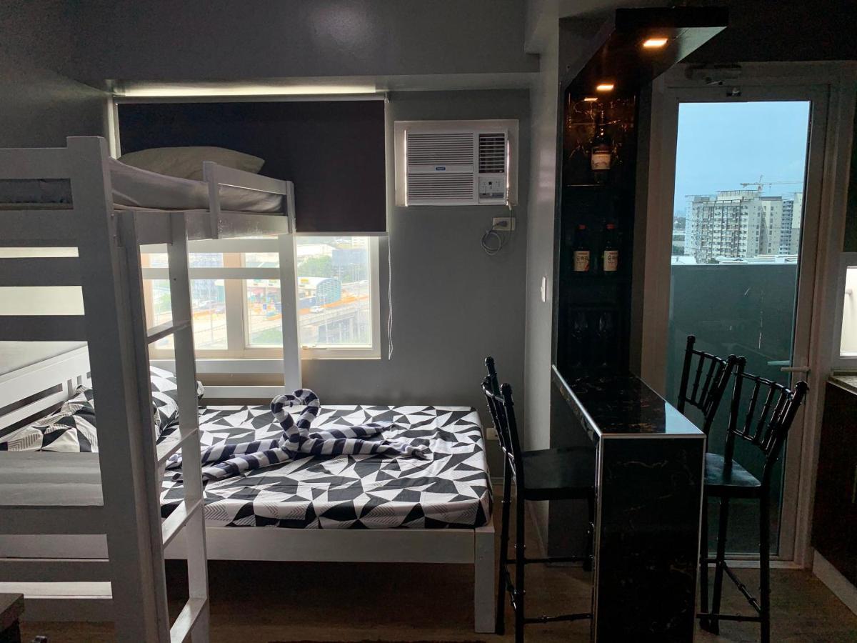 Anuva With Netflix Apartment Manila