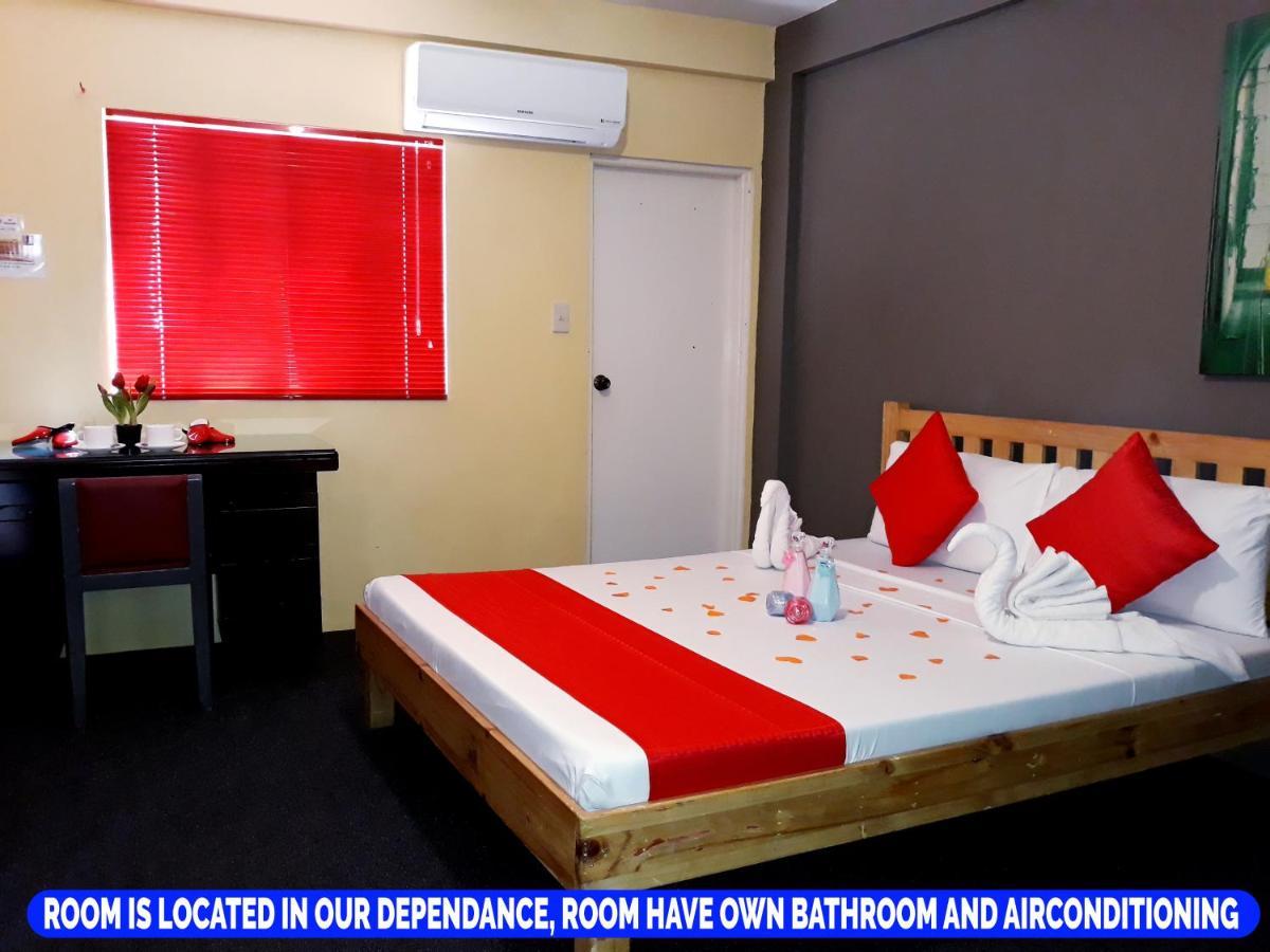 Antoine'S Despacito Near Airport Quarantine Accomodation Doh Accredited Hostel Manila
