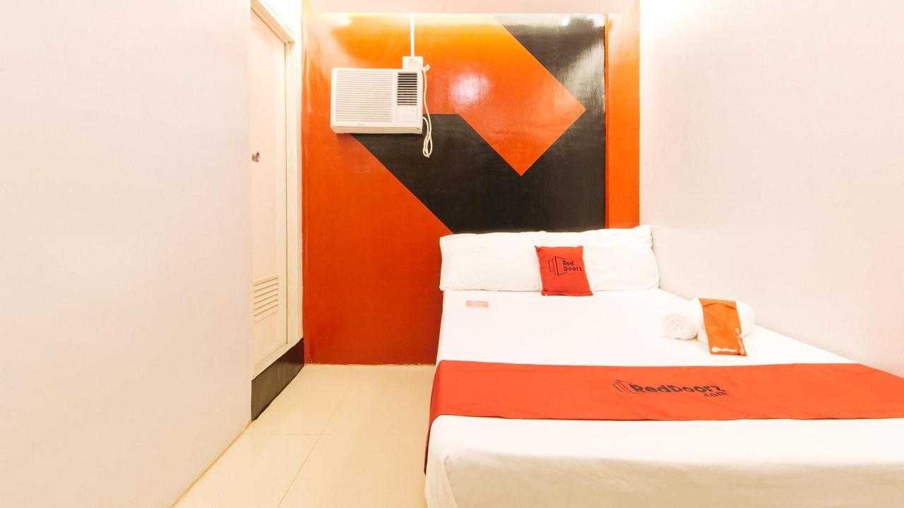 Reddoorz @ Walk 2* Manila
