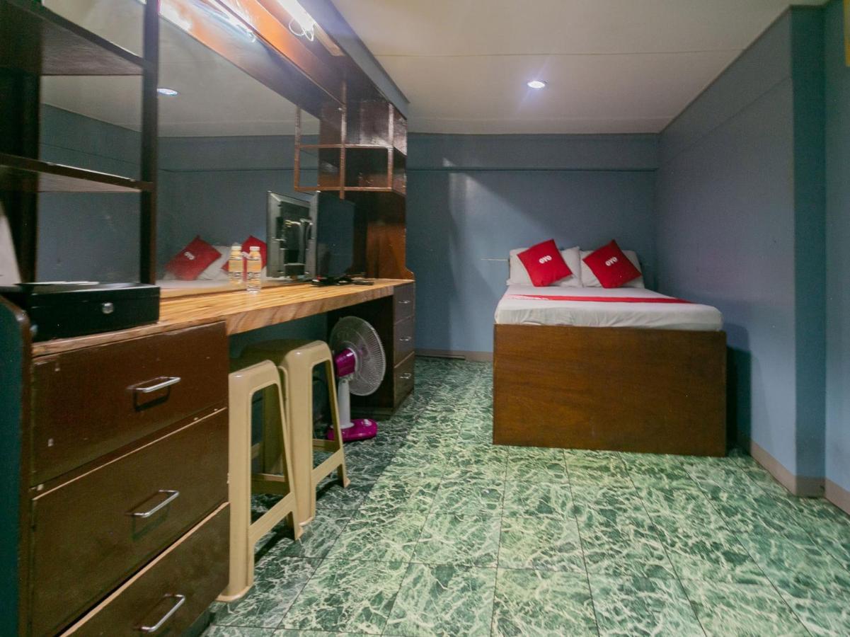Hotel Oyo 722 Slouch 2*
