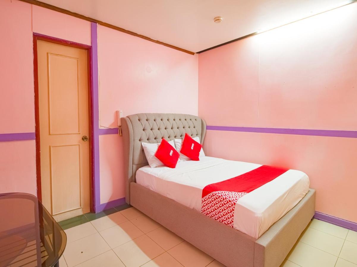 Oyo 790 Mango Hotel 2*