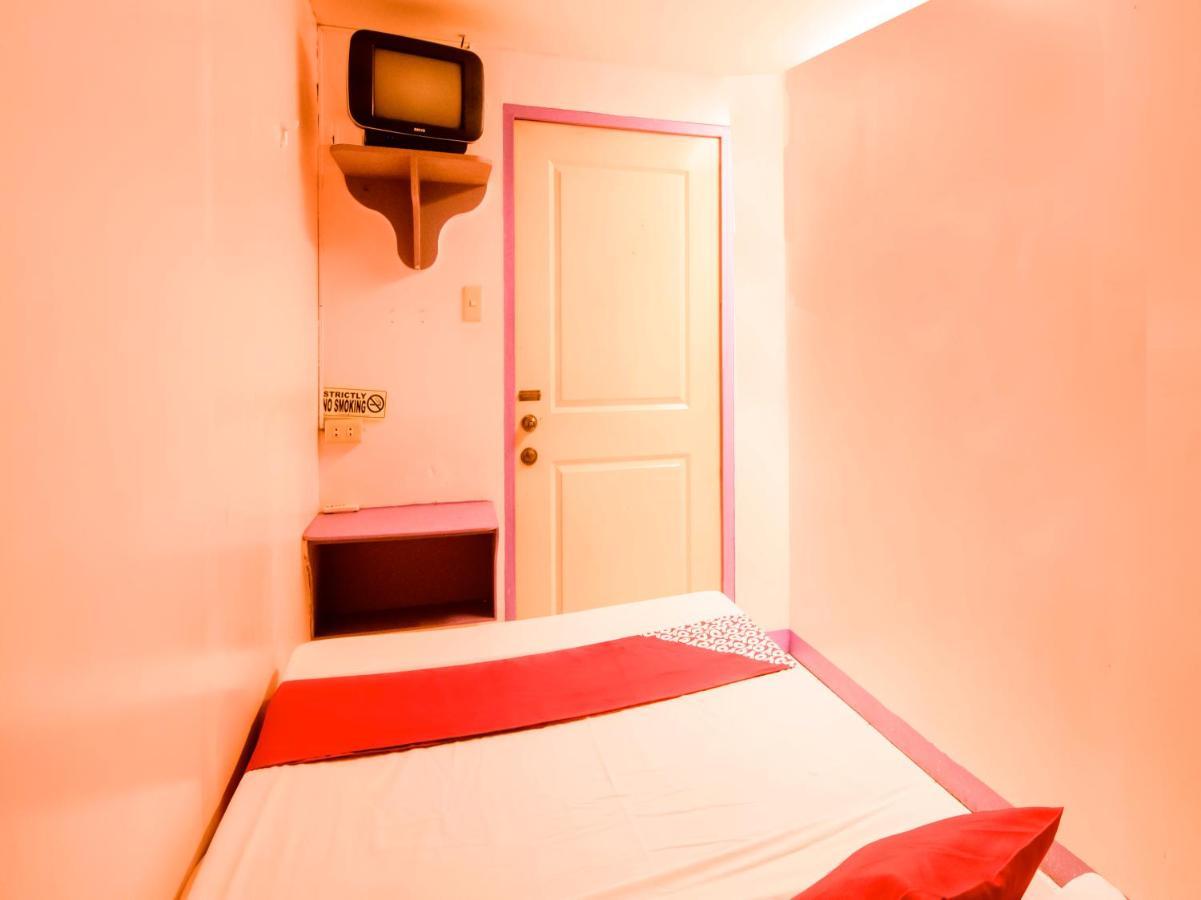 Oyo 790 Mango Hotel
