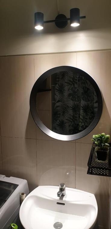 The Abode At Shell Residences Apartment