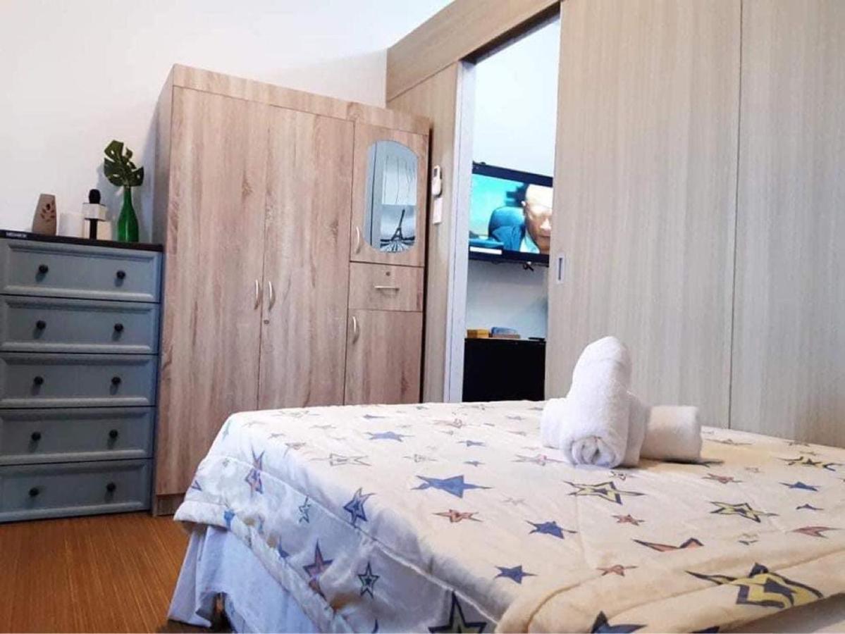 Taguig Grace Residences With Small Balcony Manila