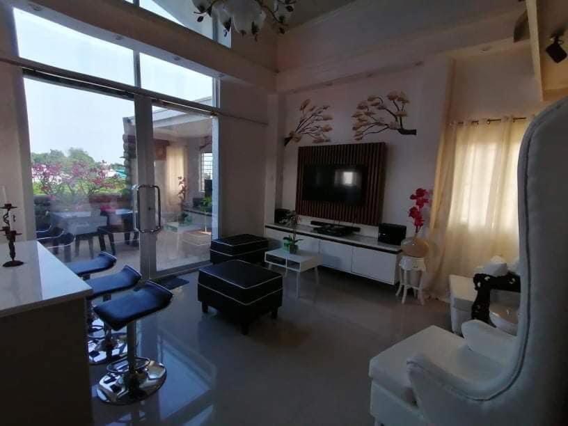Villa Garcia Family Penthouse Manila