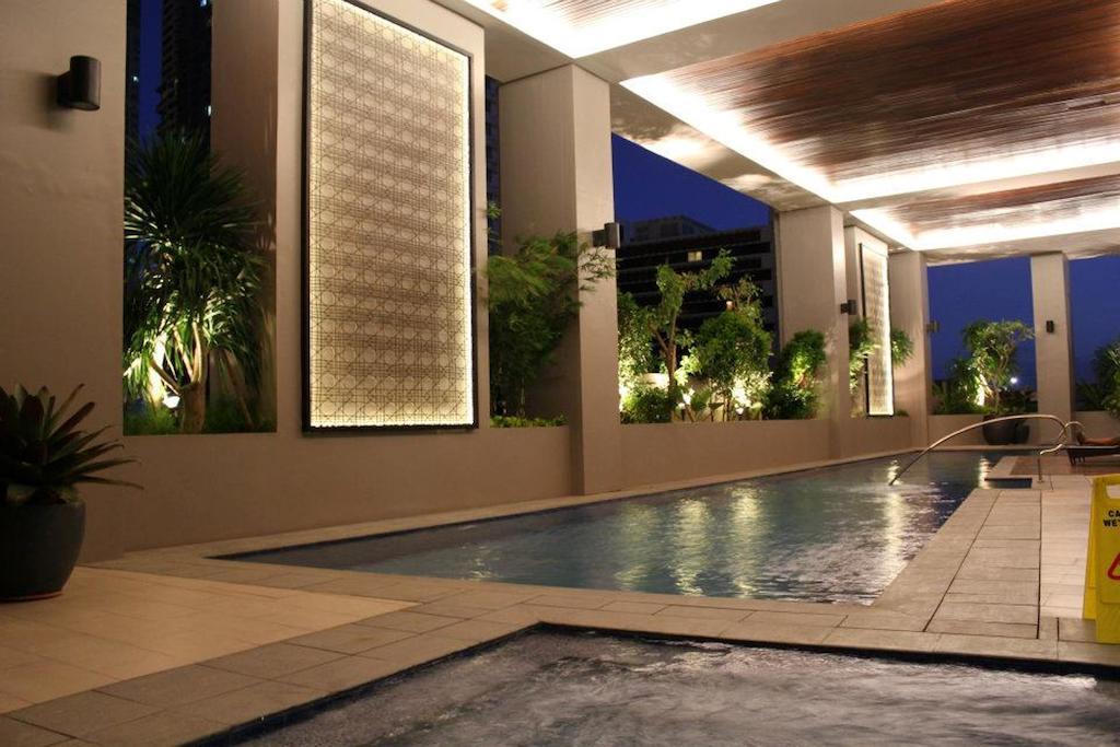 Mosaic Tower Apartment